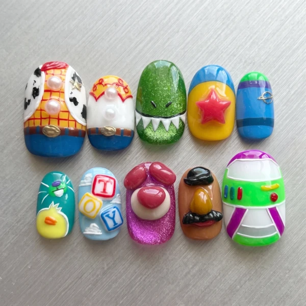 Green Toy Story Alien Art, Short Press On Nails, For Casual Everyday Wear